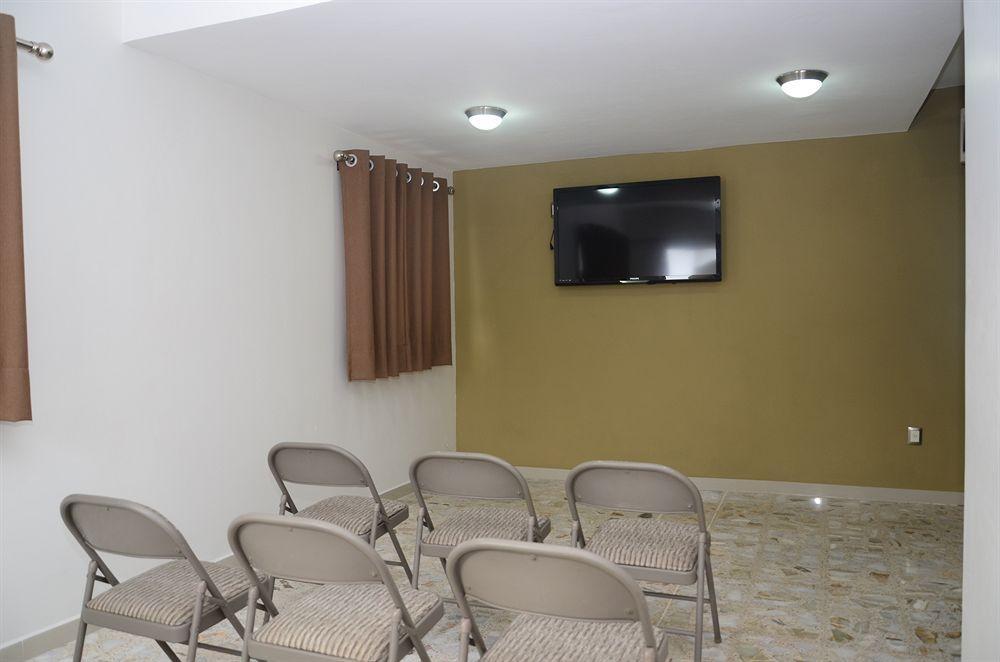 Hotel Delfines - A 2 Calles Del Acuario Веракрус Екстер'єр фото